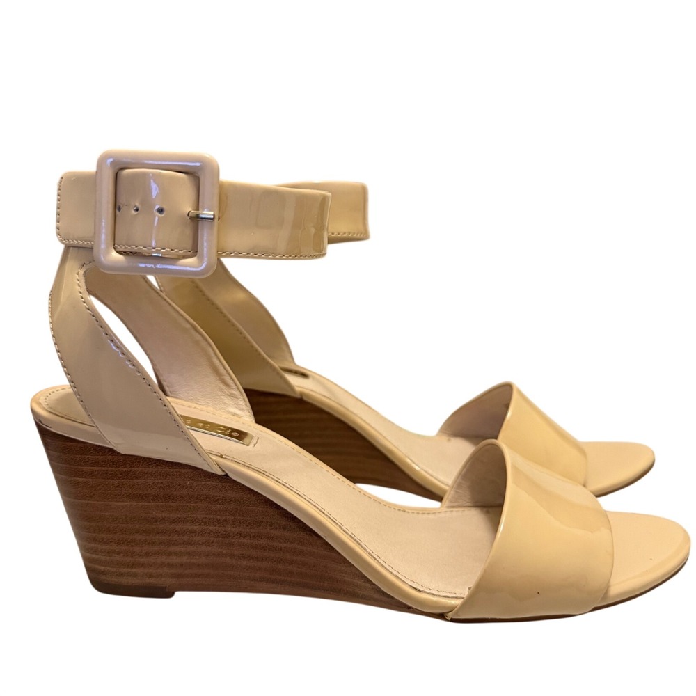 Louise et Cie Punya Nude Patent Leather Ankle Strap Wedge Sandals 8.5M 39